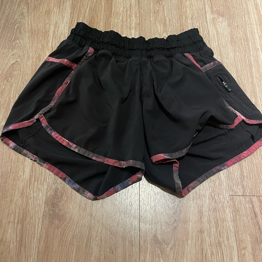 Lululemon women’s shorts